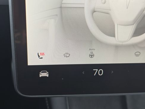 Used 2023 Tesla Model 3 Performance image 23