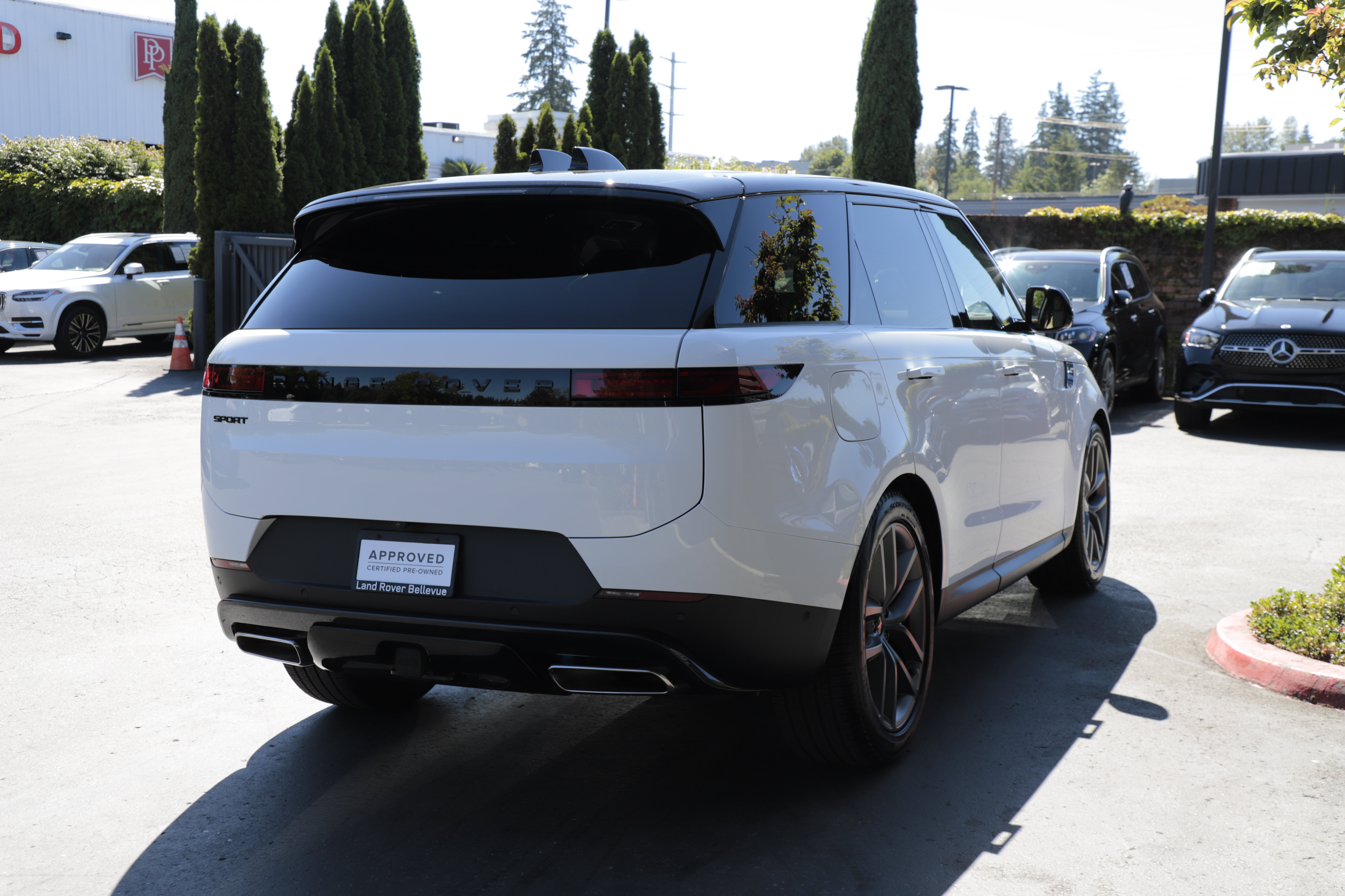 Certified 2026 Land Rover Range Rover Sport SE AWD/4WD image 10