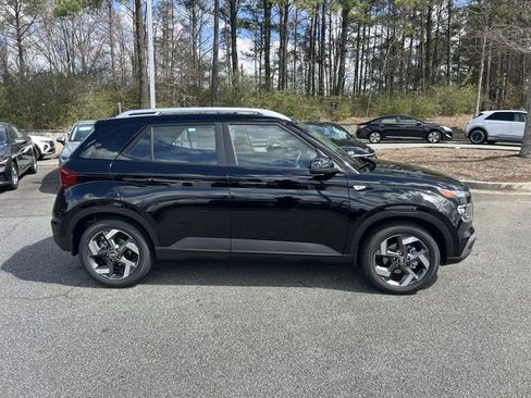 New 2026 Hyundai Venue SEL image 8