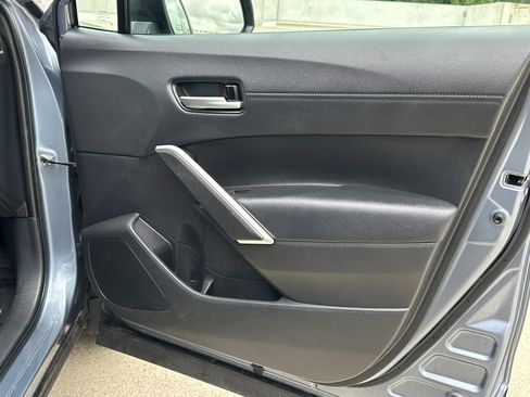 Used 2024 Toyota Corolla Cross XLE AWD/4WD image 12