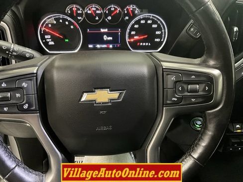 Used 2021 Chevrolet Silverado 1500 LT w/ Safety Package II AWD/4WD image 18
