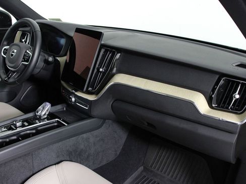 Certified 2026 Volvo XC60 B5 Plus w/ Protection Package Premier AWD/4WD image 22