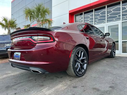 Used 2018 Dodge Charger R/T w/ Blacktop Package image 4