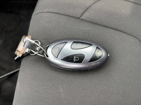 Used 2026 Hyundai Elantra Sport FWD image 18