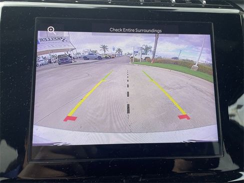 Used 2022 Jeep Grand Cherokee L Laredo image 14