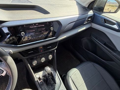 Used 2022 Volkswagen Taos SE image 25