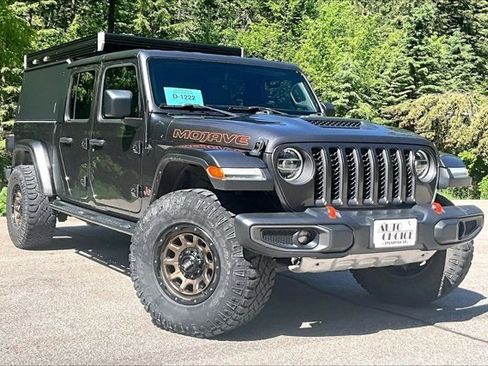 Used 2022 Jeep Gladiator Mojave w/ Cold Weather Group AWD/4WD image 3
