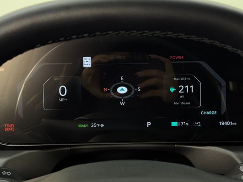 Used 2024 Kia EV9 Light Long Range image 18