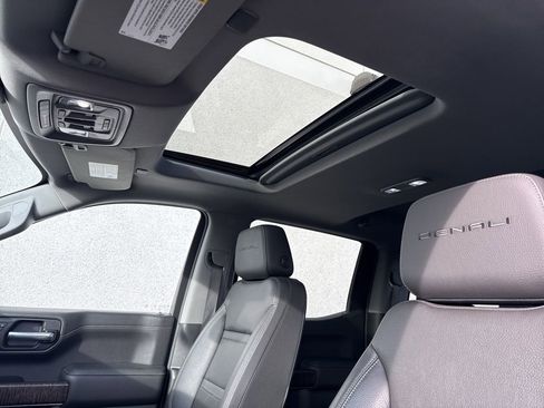 Used 2019 GMC Sierra 1500 Denali w/ Denali Ultimate Package image 26