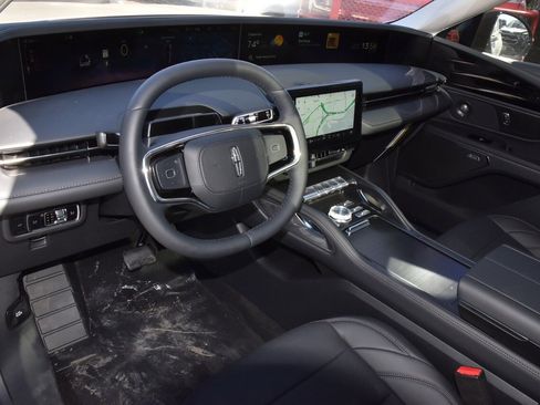 New 2026 Lincoln Nautilus Premier w/ Equipment Group 102A image 36