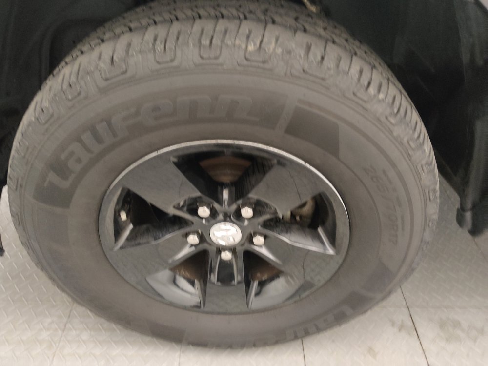 Used 2021 RAM 1500 Classic SLT RWD image 31