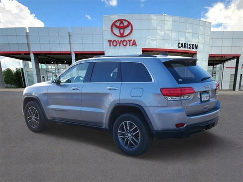 Used 2017 Jeep Grand Cherokee Limited w/ Trailer Tow Group IV image 13