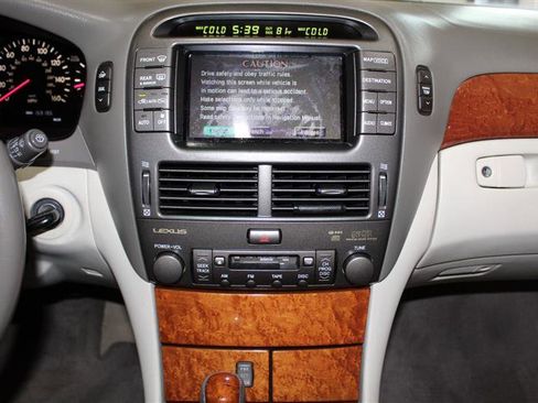 Used 2003 Lexus LS 430 image 14