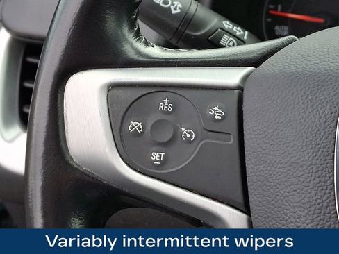 Used 2020 GMC Terrain SLE image 23