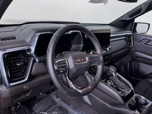Used 2025 GMC Canyon Elevation w/ Convenience Package AWD/4WD image 8