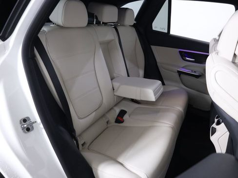 Used 2026 Mercedes-Benz GLC 300 4MATIC image 46