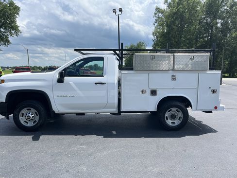 Used 2021 Chevrolet Silverado 2500 W/T w/ WT Convenience Package RWD image 2