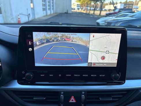 Used 2023 Kia Forte GT-Line w/ GT-Line Premium Package image 21