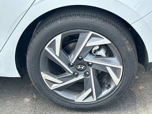New 2025 Hyundai Elantra Sport image 19