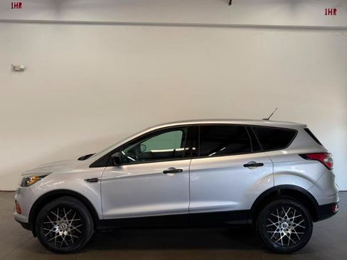 Used 2018 Ford Escape S FWD image 3