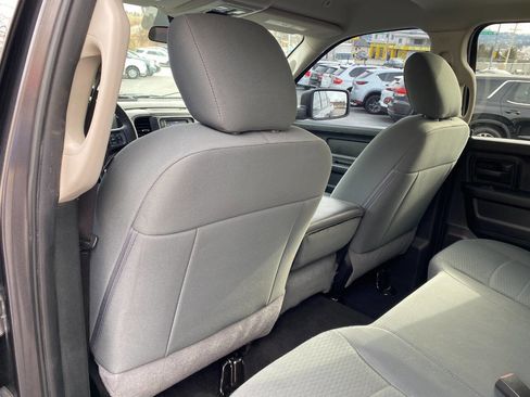 Used 2018 RAM 1500 Express w/ Express Value Package image 21