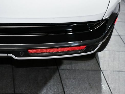 Used 2023 Land Rover Range Rover SE image 87