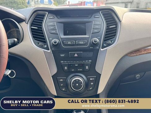 Used 2016 Hyundai Santa Fe SE AWD/4WD image 16