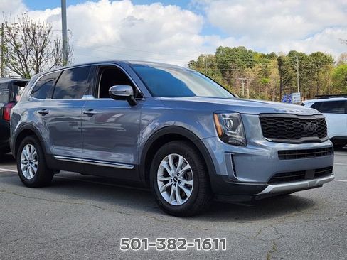 Used 2022 Kia Telluride LX AWD/4WD image 3
