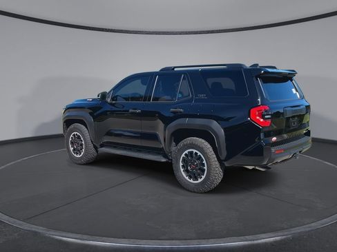 Certified 2025 Toyota 4Runner TRD Off-Road AWD/4WD image 6