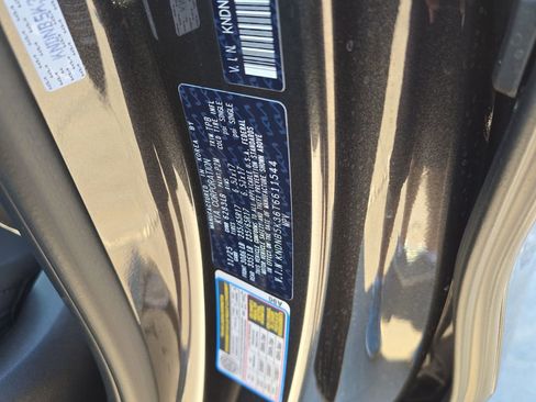 New 2026 Kia Carnival image 32