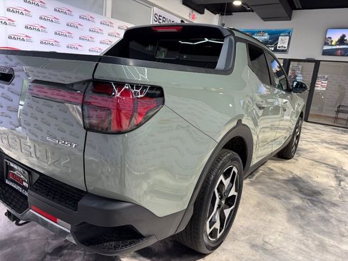 Used 2022 Hyundai Santa Cruz Limited AWD/4WD image 10
