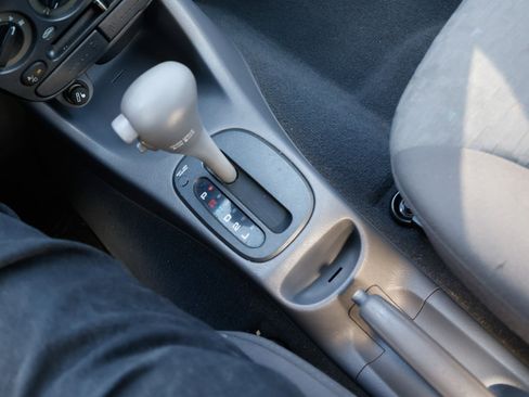 Used 2005 Hyundai Accent GLS image 30