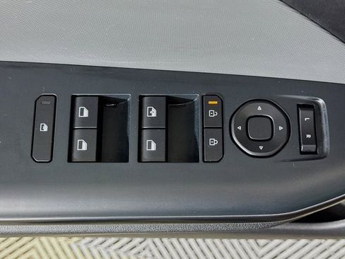 Certified 2025 Kia K4 LXS image 17