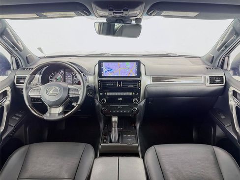 Used 2022 Lexus GX 460 Premium w/ Premium Package AWD/4WD image 16