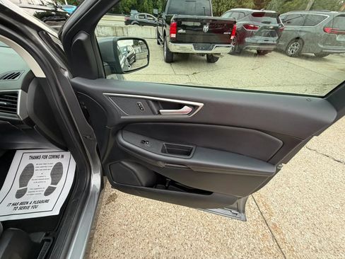 Used 2024 Ford Edge SEL AWD/4WD image 10