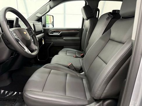 New 2026 Chevrolet Silverado 2500 LT w/ Convenience Package AWD/4WD image 11