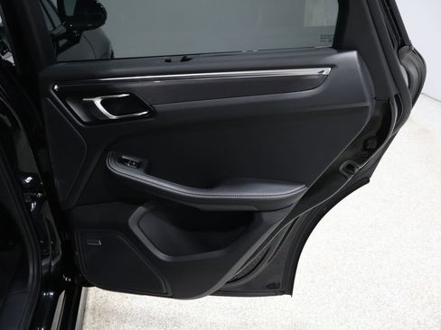 Used 2026 Porsche Macan GTS image 20