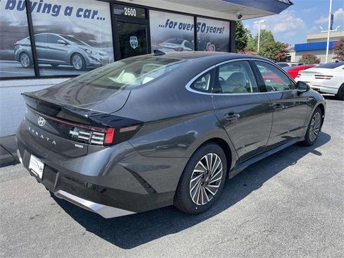 New 2025 Hyundai Sonata SEL image 7