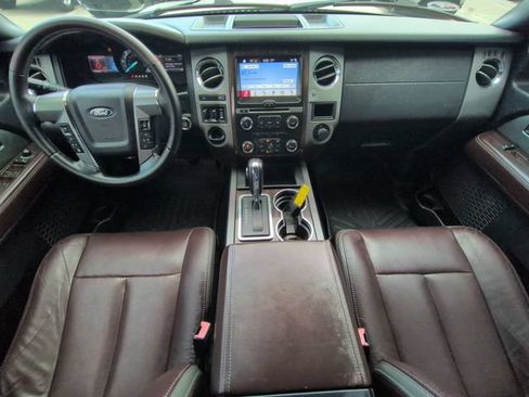 Used 2017 Ford Expedition EL Platinum RWD image 14