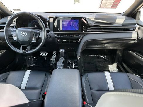 Used 2025 Toyota Camry SE w/ Convenience Package AWD/4WD image 13