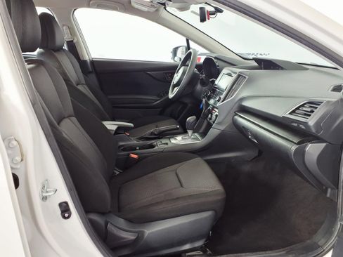 Used 2023 Subaru Impreza 2.0i image 10