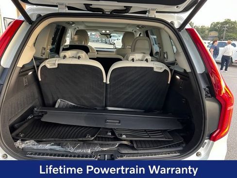 Certified 2025 Volvo XC90 B5 Plus w/ Protection Package Premier AWD/4WD image 25