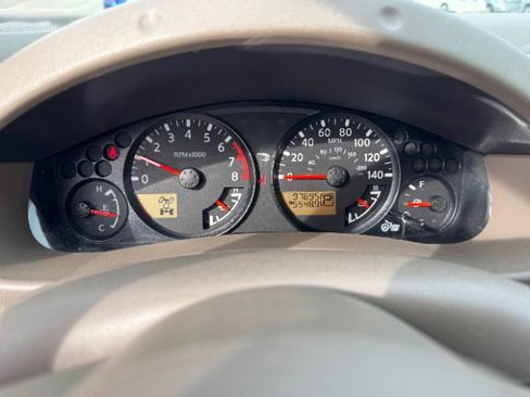 Used 2018 Nissan Frontier SV image 12