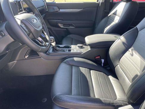 New 2025 Ford Ranger Lariat w/ FX4 Off-Road Package image 13