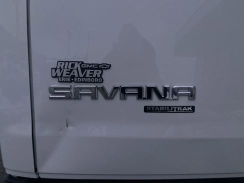 Used 2015 GMC Savana 2500 image 21