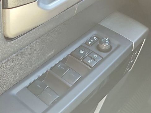 Used 2023 Toyota Tundra Limited image 31