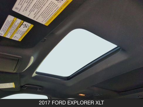 Used 2017 Ford Explorer XLT w/ Equipment Group 202A FWD image 16