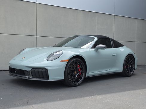 Used 2026 Porsche 911 Targa 4 GTS AWD/4WD image 1