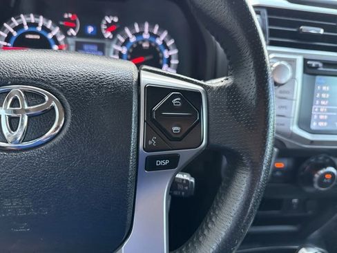 Used 2016 Toyota 4Runner SR5 AWD/4WD image 40