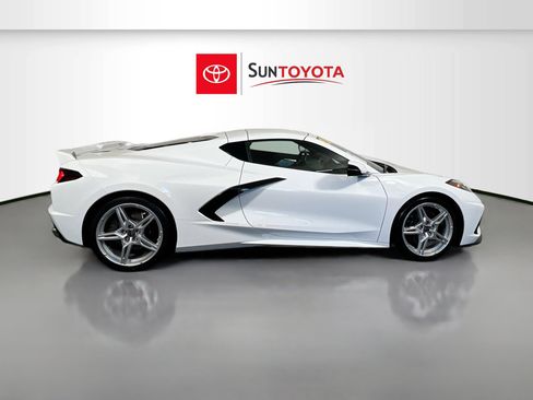 Used 2023 Chevrolet Corvette Stingray w/ Z51 Performance Package image 2